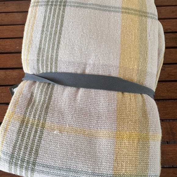 Threshold gray & yellow cotton kitchen hand towels set of 2 - Picture 3 of 5